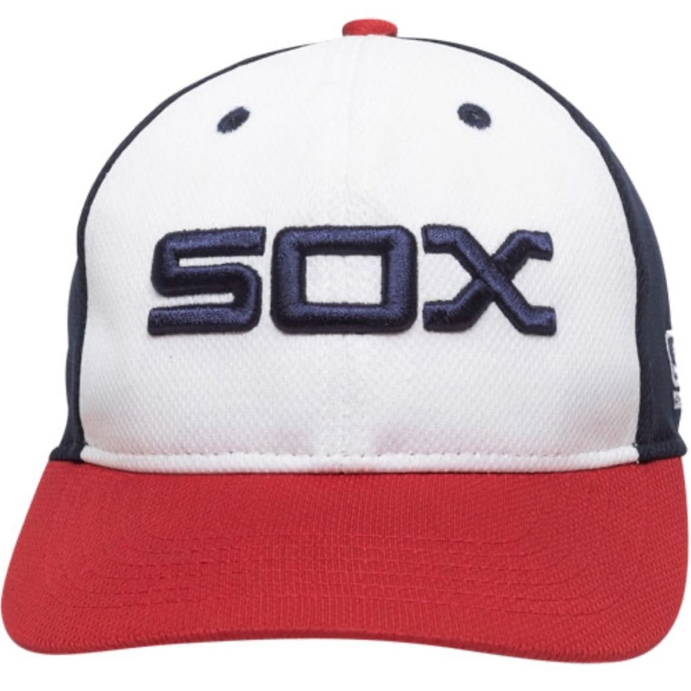 BRAND NEW White Sox baseball hat